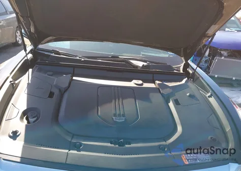 2024 Cadillac Lyriq Luxury W/1Sc from USA, damaged, VIN 1GYKPPRL7RZ141502